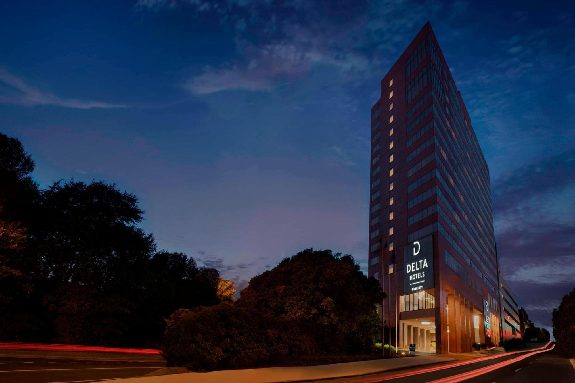 Delta Hotels by Marriott Richmond Downtown Exterior foto